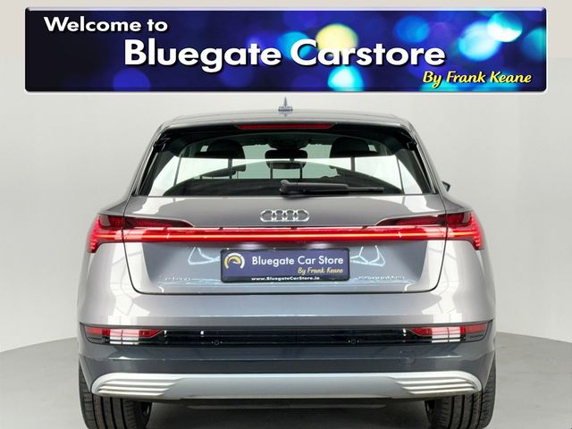 Image for 2022 Audi e-tron TECHNIK 55 QUATTRO**NEW 22"ALLOYS**BLACK LEATHER INTERIOR**FRONT HEATED ELECTRIC SEATS**TOUCH SCREEN INFOTAINMENT**REVERSE CAMERA**PARKING SENSORS*DUAL CLIMATE CONTROL*APPLE CARPLAY*ELECTRIC TAILGATE*