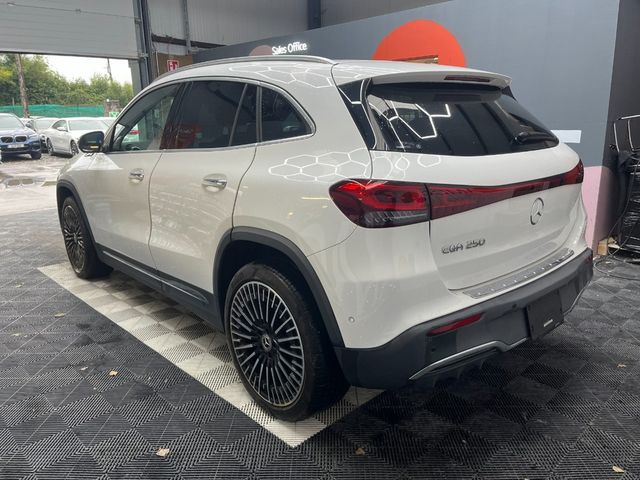Image for 2023 Mercedes-Benz EQA 2023 MERCEDES-BENZ 250 AUTOMATIC / CRUISE CONTROL / 360 CAMERA / ELECTRIC MEMORY & HEATED SEATS / PADDLE SHIFTERS / AMBIENT LIGHTS AND MORE