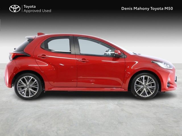 Image for 2024 Toyota Yaris Platinum Hybrid
