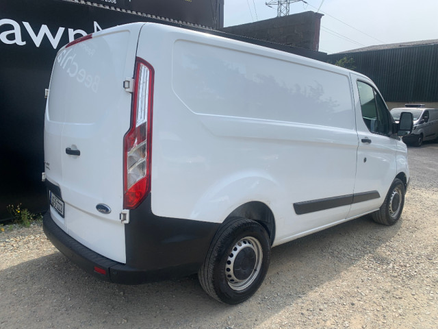 Image for 2019 Ford Transit Custom 2.0 TDCI 105 PS SWB // PRICE EXCL. VAT // 10/25 CVRT // ONE OWNER // 