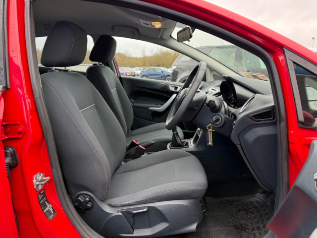 Image for 2011 Ford Fiesta 1.25 Edge 82PS 5DR * BLUETOOTH / AIR CONDITIONING * 