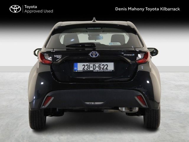 Image for 2023 Toyota Yaris Luna