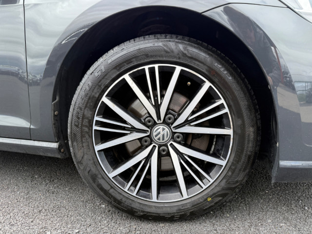 Image for 2019 Volkswagen Golf 1.6 TDI SE NAV BMT 115PS 5DR Auto