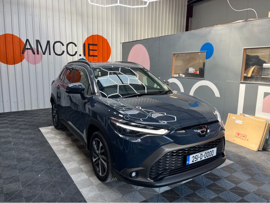 Image for 2025 Toyota Corolla Cross 2025 TOYOTA COROLLA CROSS HYBRID Z 1.8 AUTOMATIC / CRUISE CONTROL / ELECTRIC MEMORY & HEATED SEATS / HEATED STEERING WHEEL AND MORE