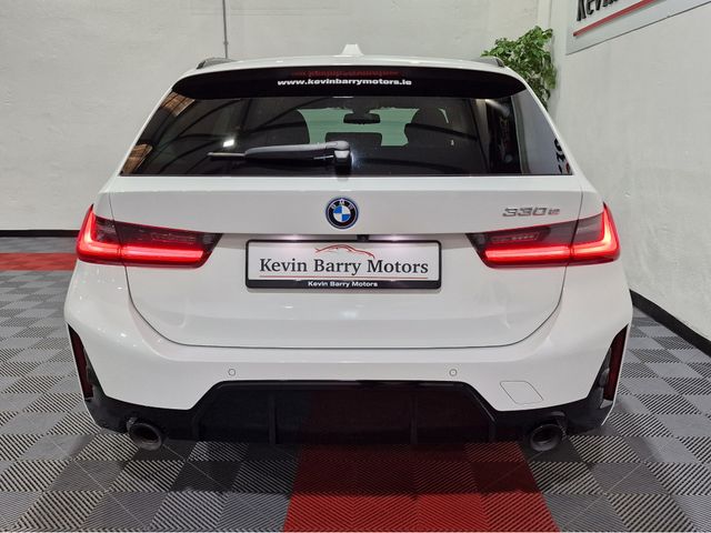 Image for 2022 BMW 3 Series 330E TOURING M SPORT (PRO PACK) LCI AUTOMATIC **ONE OWNER / TOP SPEC / 19" UPGRADED ALLOYS / APPLE CARPLAY / BMW M SEATBELTS / CRUISE CONTROL / ELECTRIC BOOTLID / SAT NAV / REVERSE CAMERA**