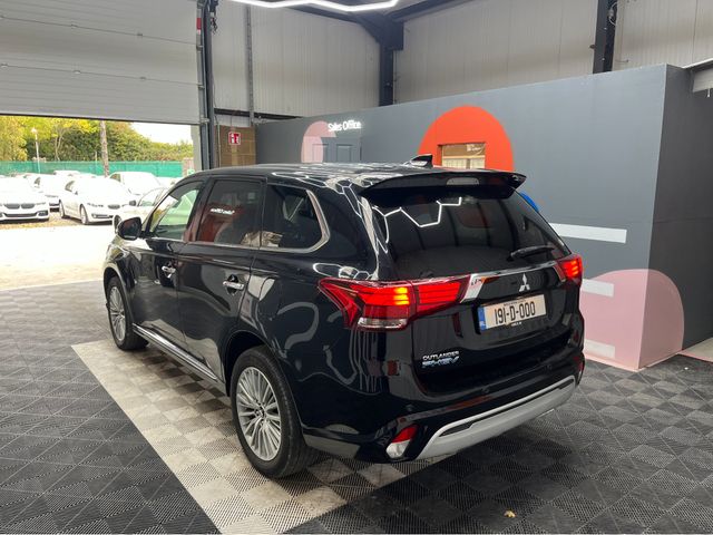 Image for 2019 Mitsubishi Outlander €22950 2019 MITSUBISHI OUTLANDER PHEV 2.4L HYBRID / 36K KMS / ADAPTIVE CRUISE CONTROL, HEATED SEATS, REVERSE CAMERA & MORE