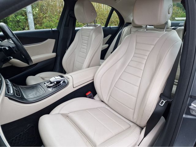 Image for 2018 Mercedes-Benz E Class E200 D * AMG LINE * SELENITE GRAY / BEIGE LEATHER * REAR-VIEW CAMERA * HEATED SEATS * 19" AMG DOUBLE-SPOKE WHEELS * 