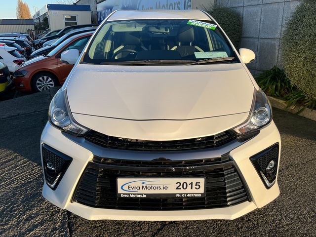 Image for 2015 Toyota Prius Alpha GS SPORT 7 SEATER AUTOMATIC HYBRID 1.8 PETROL //LOW MILES//HIGH SPEC//HALF LEATHER SEATS//KEYLESS ENTRY//REVERSE CAMERA//