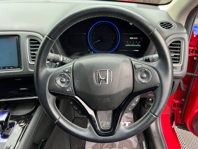 Image for 2017 Honda Vezel Z-SENSING 1.5 HYBRID AUTO // HALF LEATHER HEATED SEATS // CRUISE CONTROL // REVERSE CAMERA
