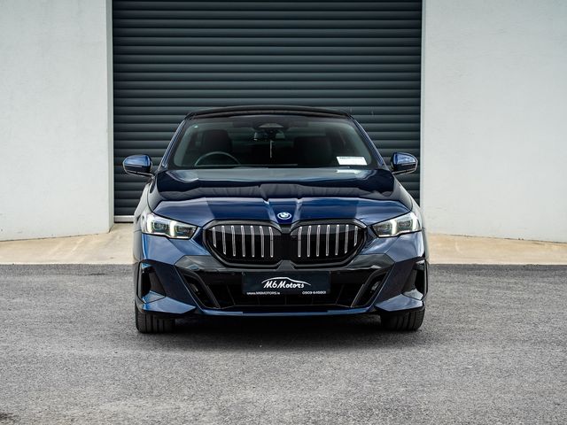 Image for 2024 BMW 5 Series 530E M SPORT Pan roof + COMFORT Pack + TECH PACK