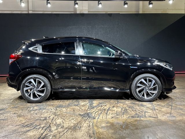 Image for 2017 Honda Vezel 1.5 AUTOMATIC RS HYBRID - ALLOY WHEELS - REVERSE CAMERA - CRUISE CONTROL 