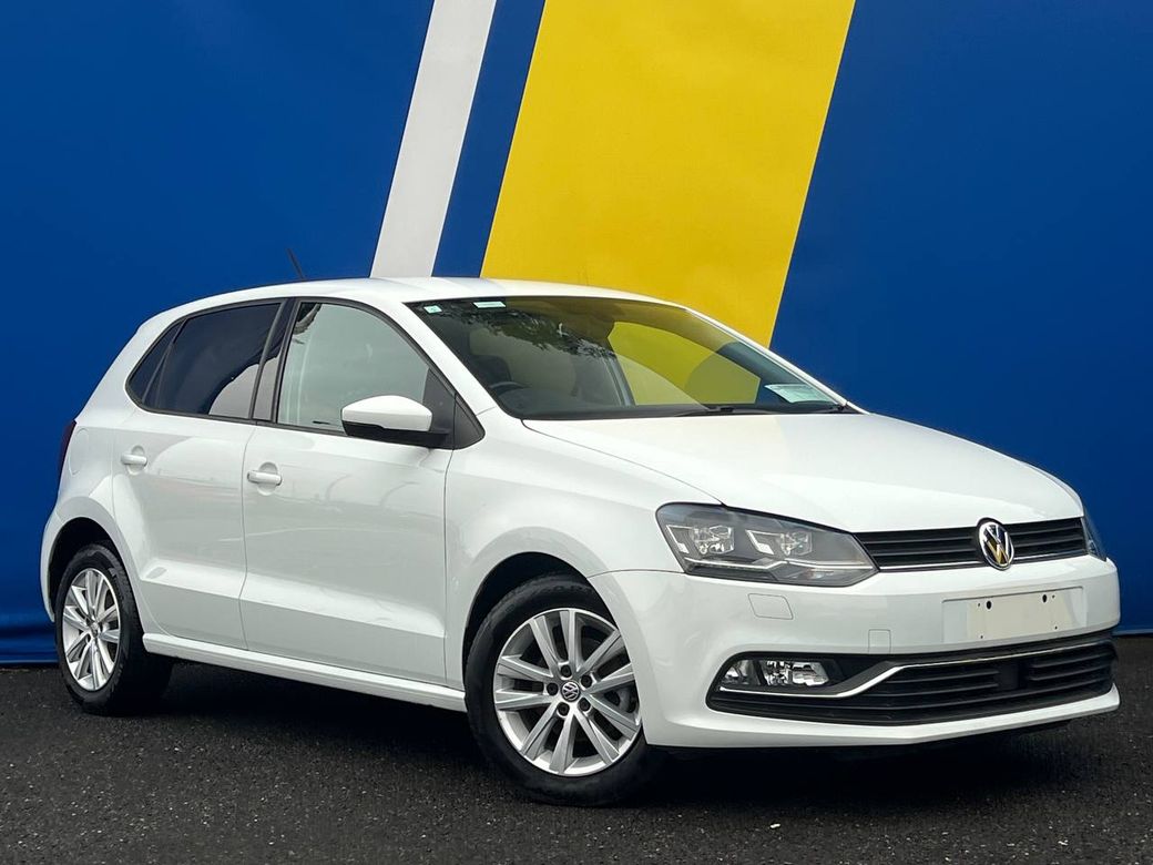 Image for 2017 Volkswagen Polo COMFORTLINE 1.2 TSI AUTO // FULL SERVICE HISTORY // REVERSE CAMERA // 15" ALLOYS