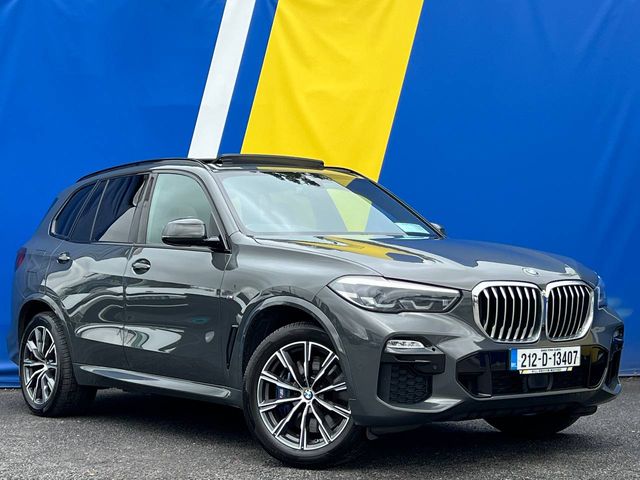 Image for 2021 BMW X5 XDRIVE45e M-SPORT 3.0 HYRID AUTO // PANORAMIC SUNROOF // ADAPTIVE CRUISE CONTROL // APPLE CARPLAY/ANDROID AUTO