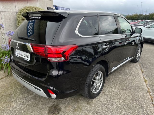 Image for 2021 Mitsubishi Outlander G 4WD PHEV HYBRID PLUS 2.4 PETROL //HIGH SPEC//LOW MILES//