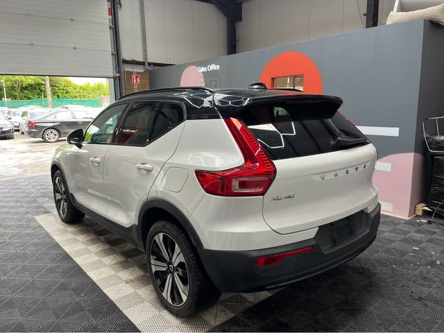 Image for 2022 Volvo XC40 €28950 2022 VOLVO XC40 SINGLE MOTOR AUTOMATIC / CRUISE CONTROL / REVERSE CAMERA / ELECTRIC MEMORY & HEATED SEATS / HEATED STEERING WHEEL / PANORAMIC SUNROOF / APPLE CARPLAY AND MORE