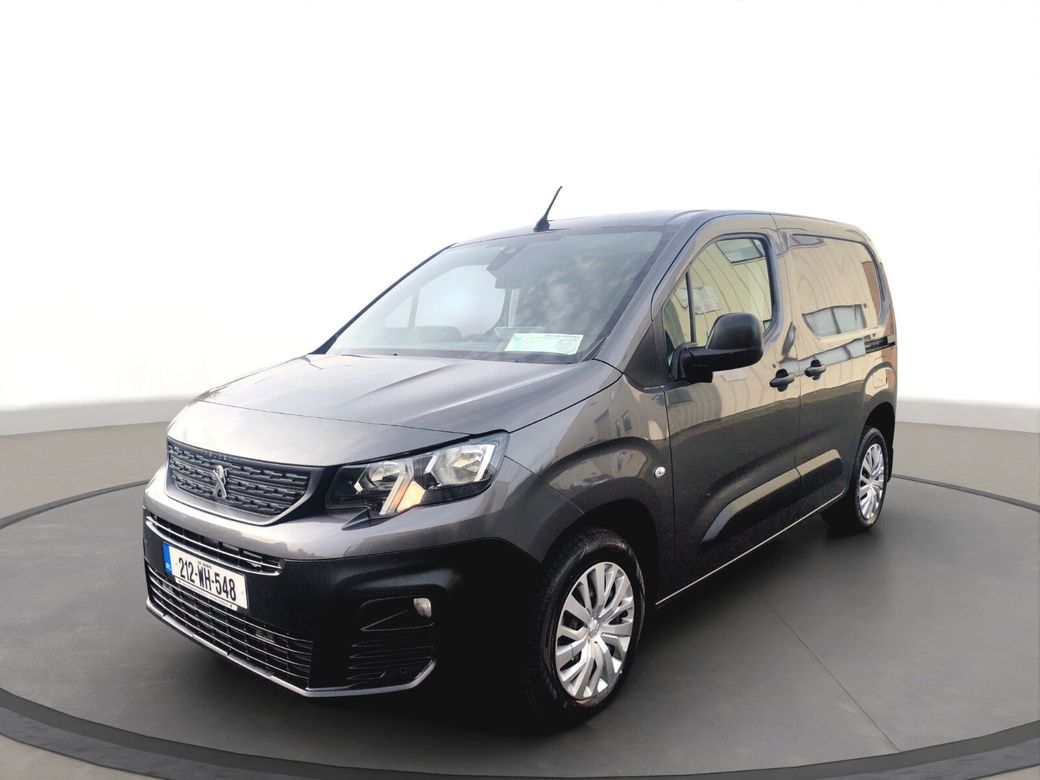 Image for 2021 Peugeot Partner 