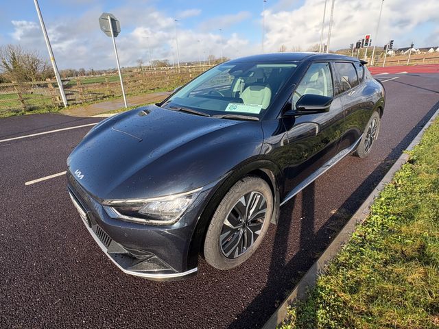 Image for 2022 Kia EV6 Premium spec , 77KW! 1 owner from new warranty till 2029** Touch Screen Infotainment System, Reversing Camera, Multi-Function Steering Wheel, Electronic handbrake, 