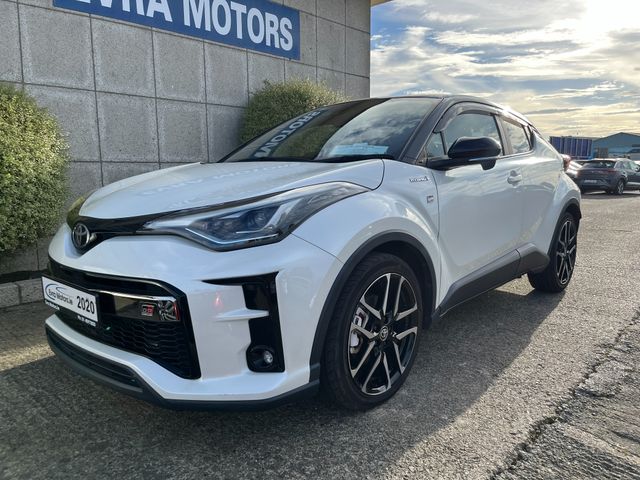 Image for 2020 Toyota C-HR GR AUTOMATIC HYBRID 1.8 PETROL //HIGH SPEC//RARE SPEC//ADAPTIVE CRUISE CONTROL//KEYLESS ENTRY// 