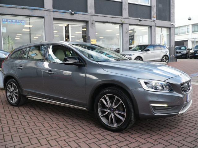 Image for 2018 Volvo V60 Cross Country 2018 VOLVO V60 CROSS COUNTRY