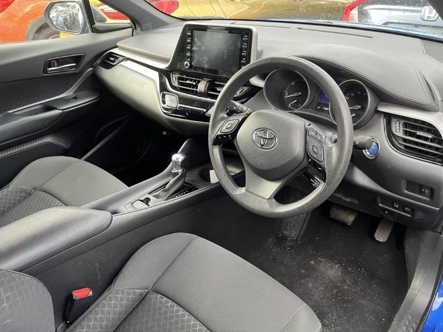 Image for 2021 Toyota C-HR 1.8 HYBRID - FACTORY ALLOYS - CRUISE CONTROL - REAR CAMERA/PARKING RADAR