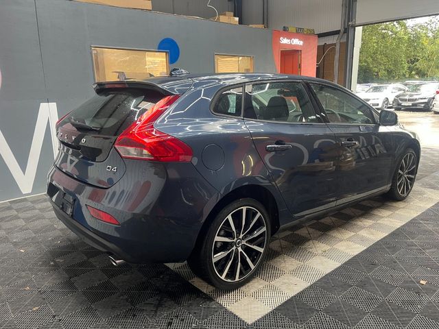 Image for 2018 Volvo V40 2018 VOLVO V40 D4 DYNAMIC EDITION 2.0 AUTOMATIC / CRUISE CONTROL / PARKING CAMERA / ELECTRIC MEMORY & HEATED SEATS / PADDLE SHIFTERS AND MORE