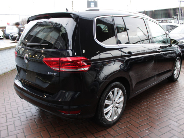 Image for 2018 Volkswagen Touran 2.0TDI 150BHP HIGHLINE 7 SEATER AUTOMATIC // IMMACULATE CONDITION THROUGHOUT // BUY WITH CONFIDENCE AA AND SIMI APPROVED DEALER 2025 // FINANCE ARRANGED // ALL TRADE INS WELCOME // 