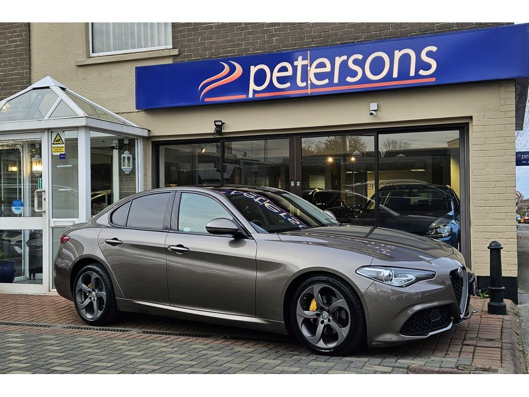 Image for 2018 Alfa Romeo Giulia 2.2 TD SPECIALE 180BHP AUTOMATIC - DOUBLE SUNROOF