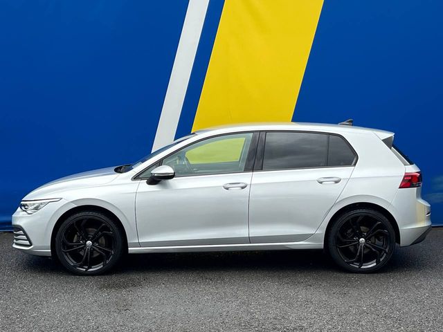Image for 2021 Volkswagen Golf LIFE 1.0 TSI MHEV // 19" R-LINE ALLOYS // MULTIMEDIA DISPLAY // APPLE CARPLAY/ANDROID AUTO