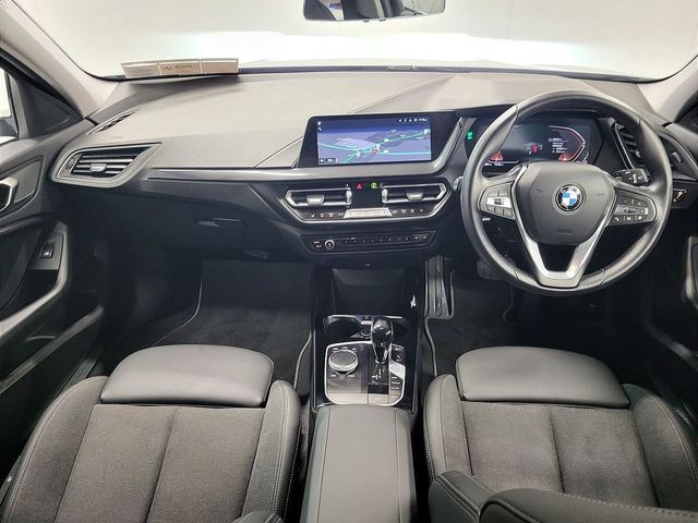 Image for 2023 BMW 1 Series 118i Sport