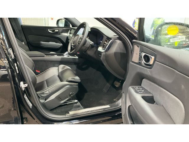 Image for 2025 Volvo XC60 T6 BLACK EDITION (FACELIFT) PLUS AWD AUTOMATIC **21" ALLOYS / BLIND SPOT ASSIST / HARMAN KARDON PREMIUM SOUND / HEATED F&R SEATS / 360 DEGREE CAMERA / WIRELESS PHONE CHARGING / VOLVO WARRANTY 11/28**