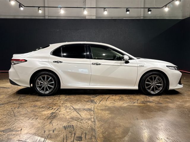 Image for 2019 Toyota Camry 2.5 AUTOMATIC HYBRID - CRUISE CONTROL - REVERSE CAMERA - ALLOY WHEELS