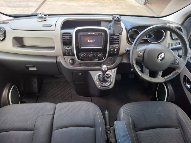 Image for 2018 Renault Trafic LL29 Energy DCI 145 Sport Crew