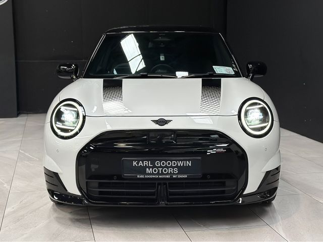 Image for 2024 Mini Cooper SPORT JCW E 3DR AUTO