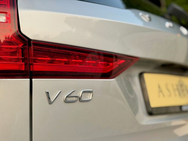 Image for 2020 Volvo V60 T5 MOM 5DR Auto