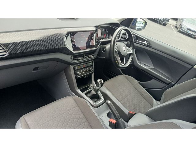 Image for 2020 Volkswagen T-Cross R-Line 1.6 TDI 95HP **REAR VIEW CAMERA, BLUETOOTH, FINANCE AVAILABLE**