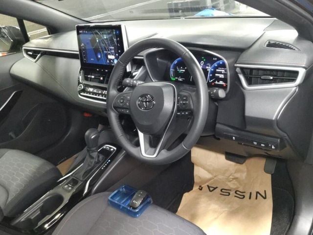 Image for 2025 Toyota Corolla 1.8 HYBRID AUTOMATIC GZ EDITION (TOP SPEC) - UPGRADED ALLOYS - HEATED SEATS - CRUISE CONTROL - TOYOTA SAFETY SENSE - LED RUNNING LIGHTS - REAR CAMERA