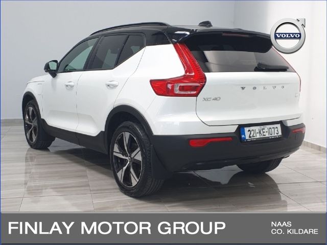 Image for 2022 Volvo XC40 PHEV T4 (197hp) R-Design FWD