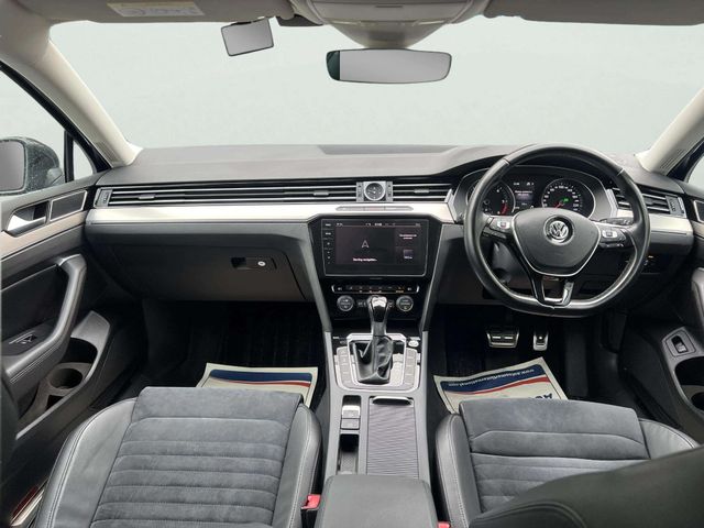 Image for 2018 Volkswagen Passat TDI ELEGANCE LINE, Automatic, Low mileage 