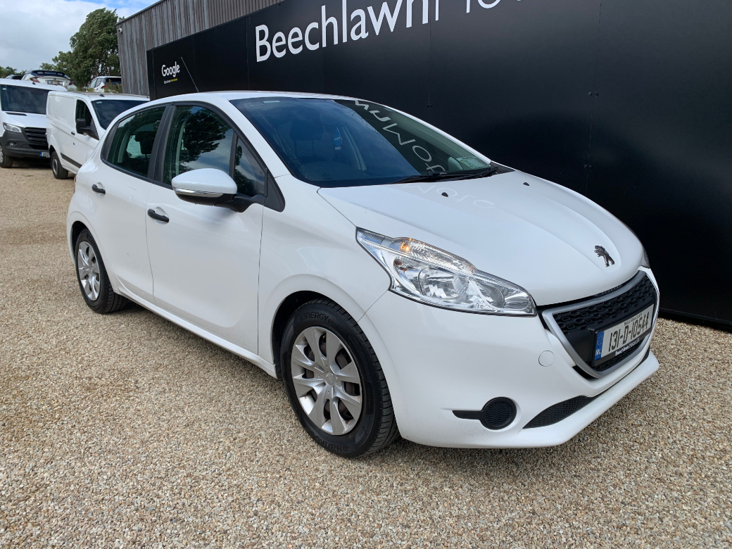 Image for 2013 Peugeot 208 1.0 VTI 68 BHP ACCESS 5DR // 06/27 NCT // LOW MILEAGE // CRUISE, ELECTRIC WINDOWS AND MIRRORS // 