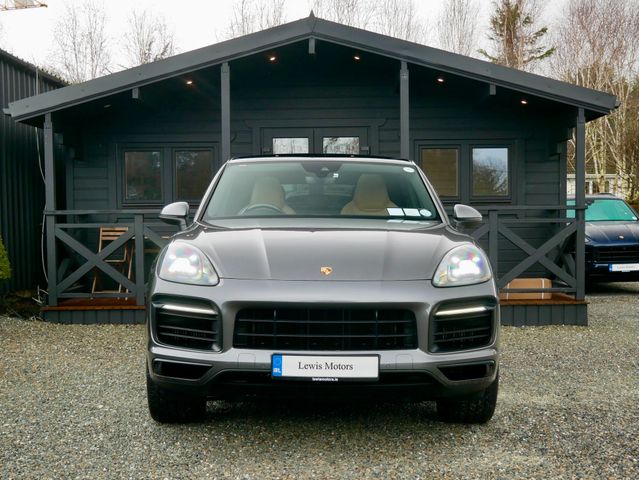Image for 2021 Porsche Cayenne Coupe E-Hybrid, AIR SUSPENSION, SPORT CHRONO, PAN ROOF, CARBON FIBRE STEERING WHEEL, 22" SPYDER ALLOY WHEELS