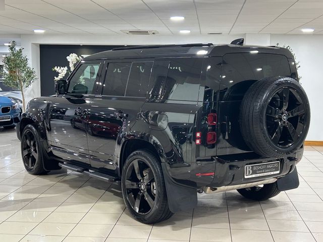 Image for 2025 Land Rover Defender P300e X-DYNAMIC HSE HYBRID=ONLY 4000 MILES//HUGE SPEC=PAN ROOF//BALANCE OF LAND ROVER WARRANTY=251 REG=ONLY €150 ANNUAL ROAD TAX//TAILORED FINANCE PACKAGES AVAILABLE=TRADE INS WELCOME
