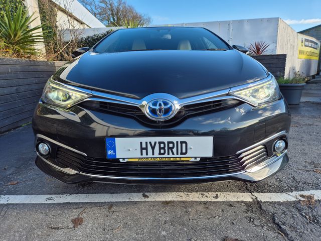 Image for 2016 Toyota Auris 1.8 HYBRID / SOL G-APCK / LOW MILEAGE / TAX €170