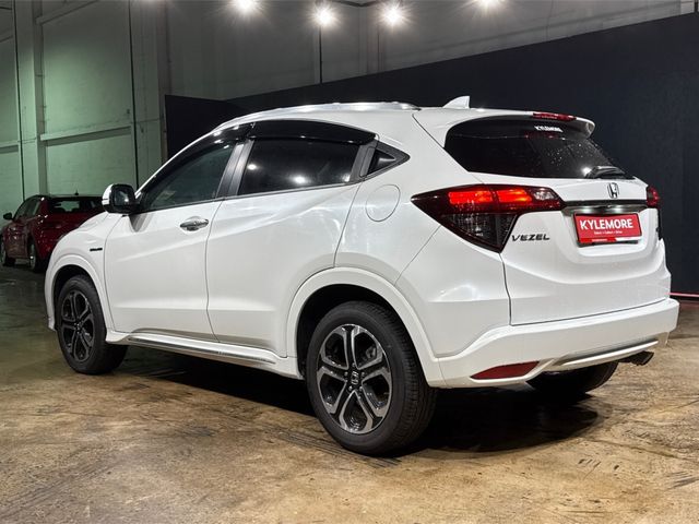 Image for 2021 Honda Vezel HYBRID - HALF BLACK LEATHER - LEATHER STEERING WHEEL - REVERSE CAMERA - FACTORY ALLOYS - HONDA SENSING