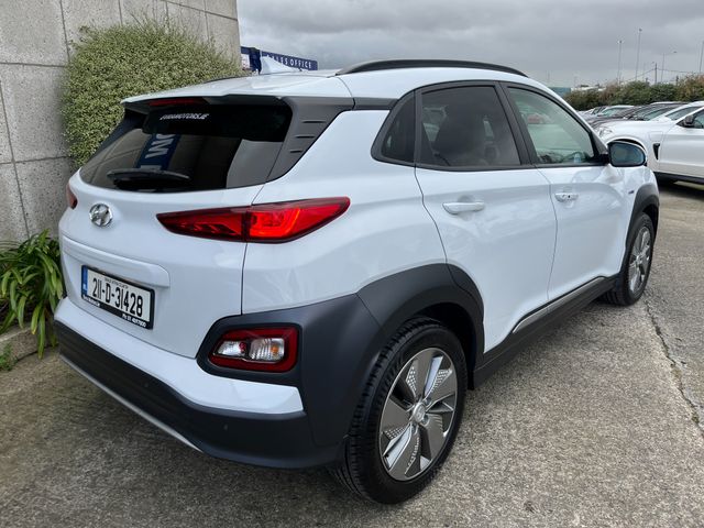 Image for 2021 Hyundai Kona KAUAI EV PREMIUM 64KWH //FULL LEATHER//SAT NAV HEATED STEERING WHEEL// 