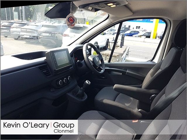 Image for 2025 Renault Trafic LL30 ADVANCE BLUE DCI 130