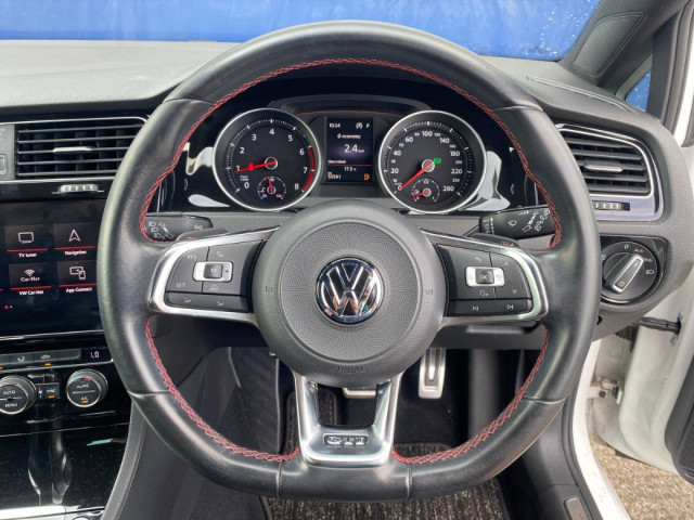 Image for 2017 Volkswagen Golf GTI 2.0 TSI AUTO // FULL SERVICE HISTORY // APPLE CAR PLAY / ANDROID AUTO // GTI TARTAN SPORT SEATS 