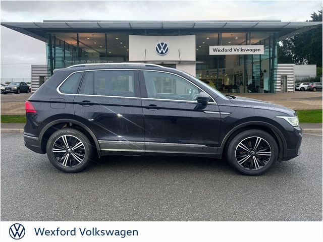 Image for 2021 Volkswagen Tiguan LIFE 2.0TDI 122HP MANUAL 