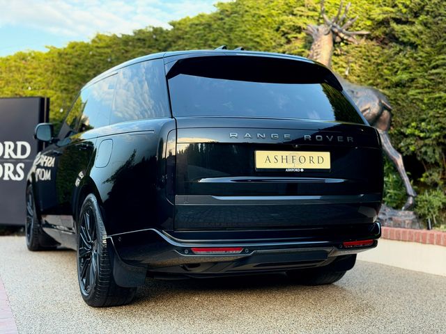 Image for 2024 Land Rover Range Rover P460E Dynamic