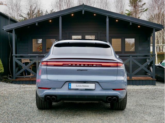 Image for 2025 Porsche Cayenne COUPE V6 E-HYBRID