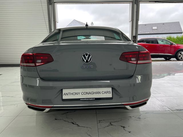 Image for 2021 Volkswagen Passat 